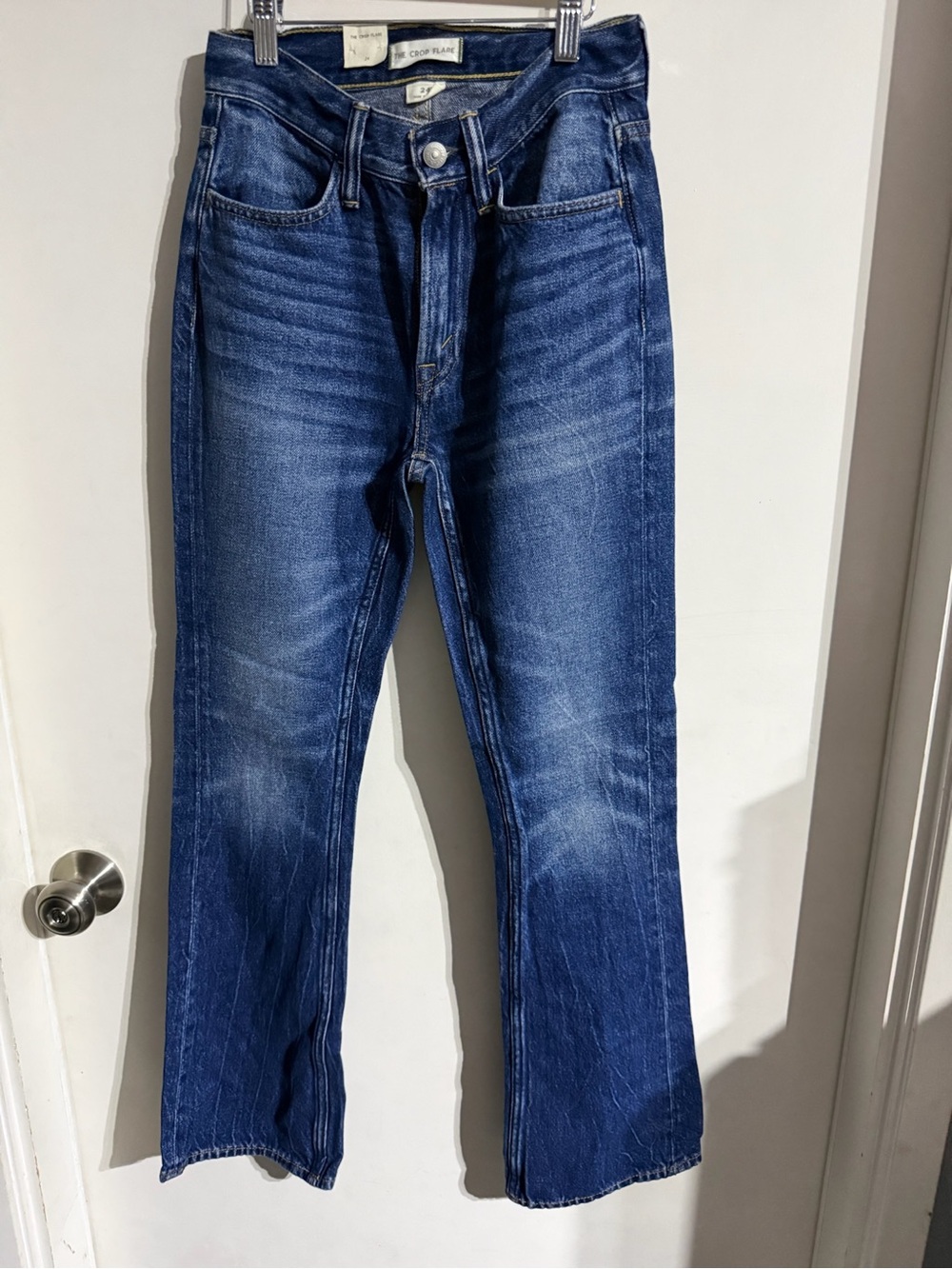BNWT Women’s American Eagle AE77 The Crop Flare Jeans Size 24